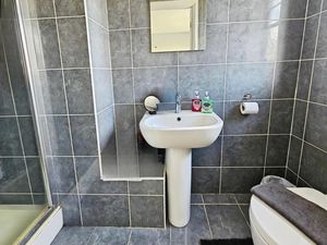 Photo 9- click for photo gallery